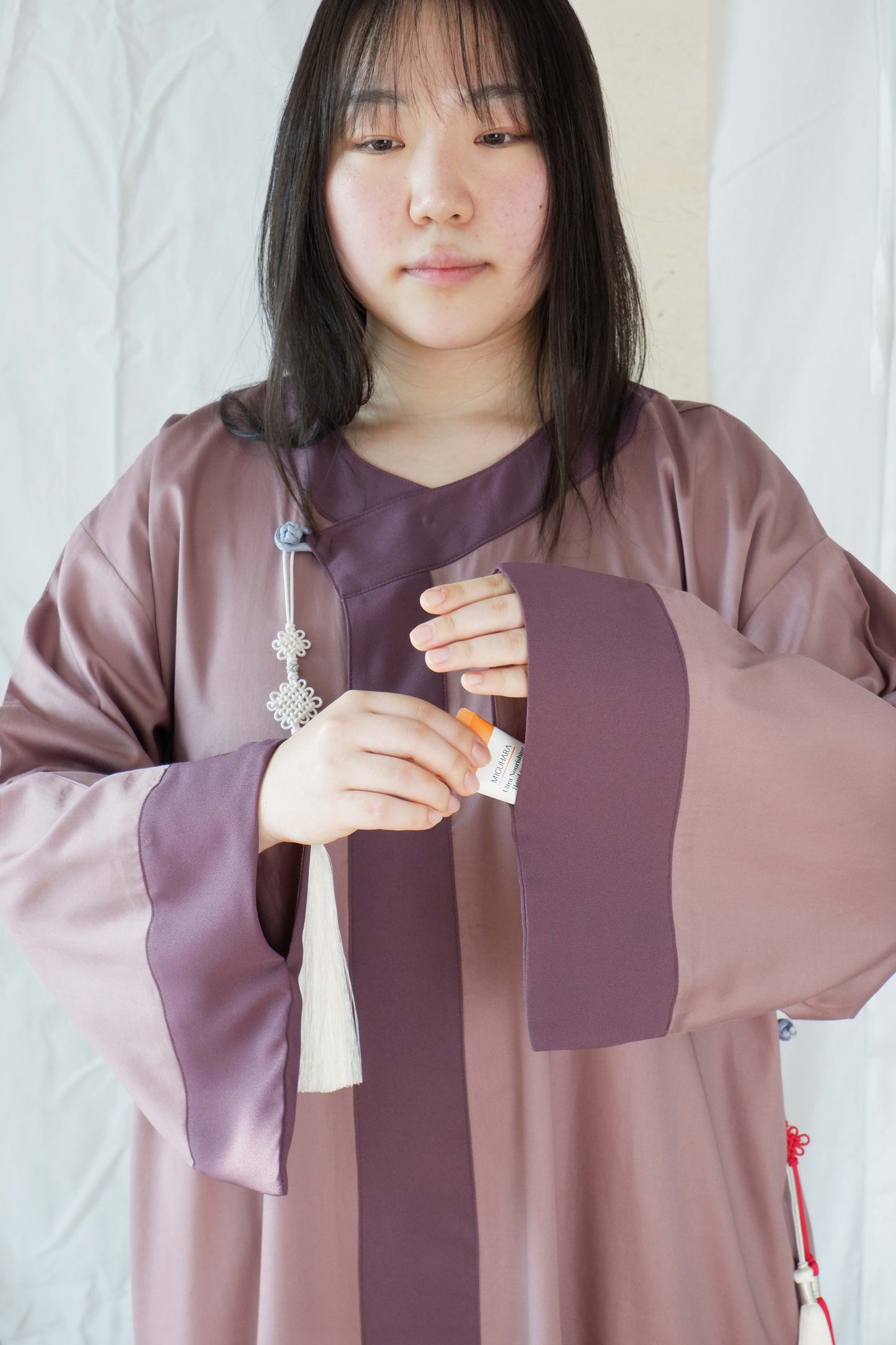 Satin Pleated Abaya Mauve