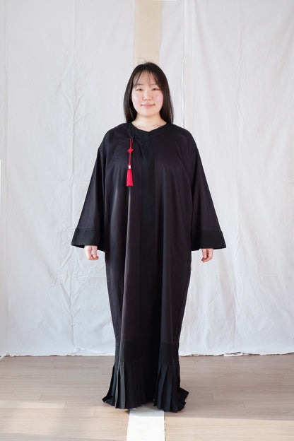 Satin Pleated Abaya Black