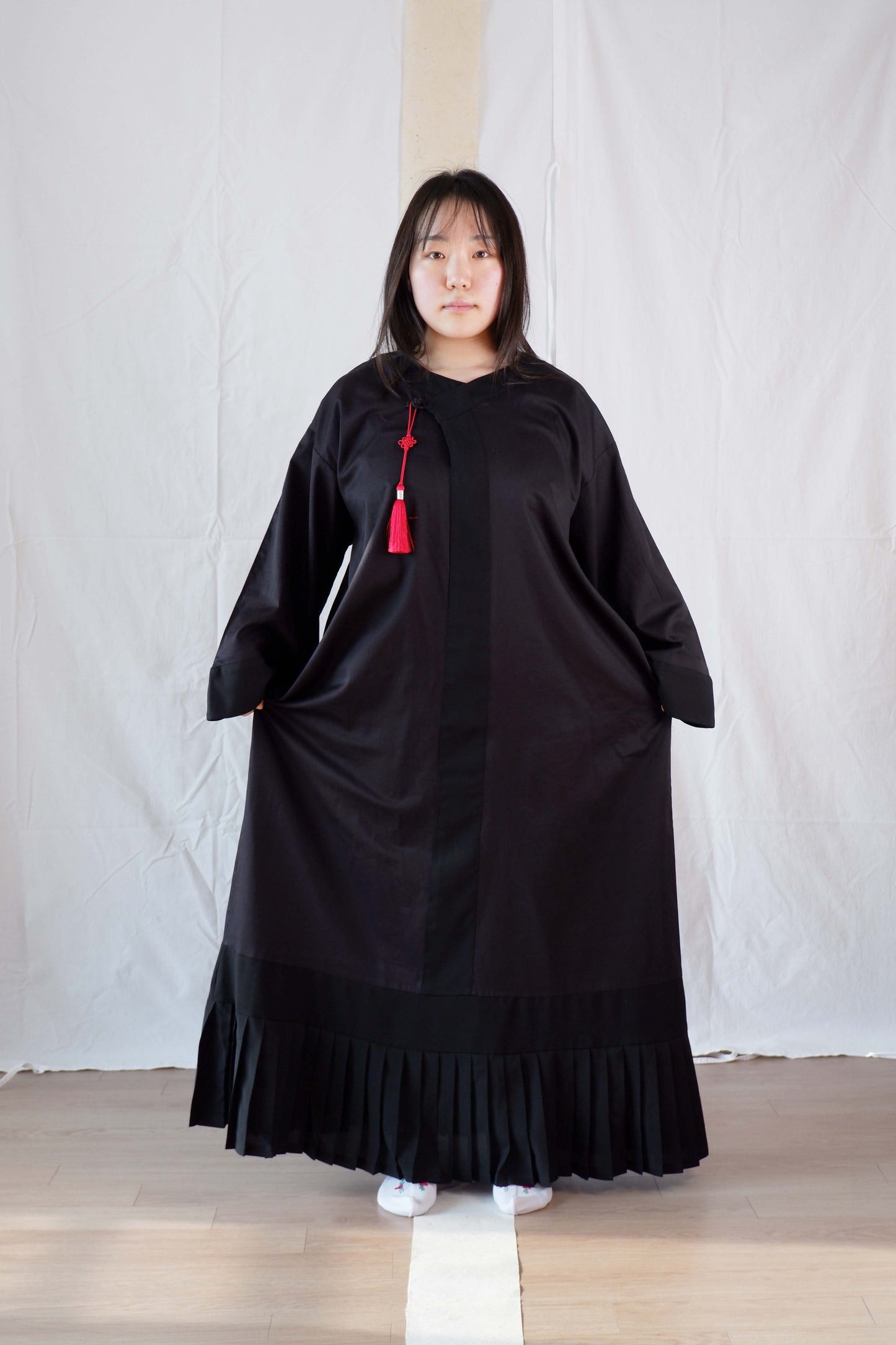 Satin Pleated Abaya Black