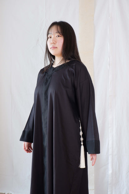 Satin Pleated Abaya Black